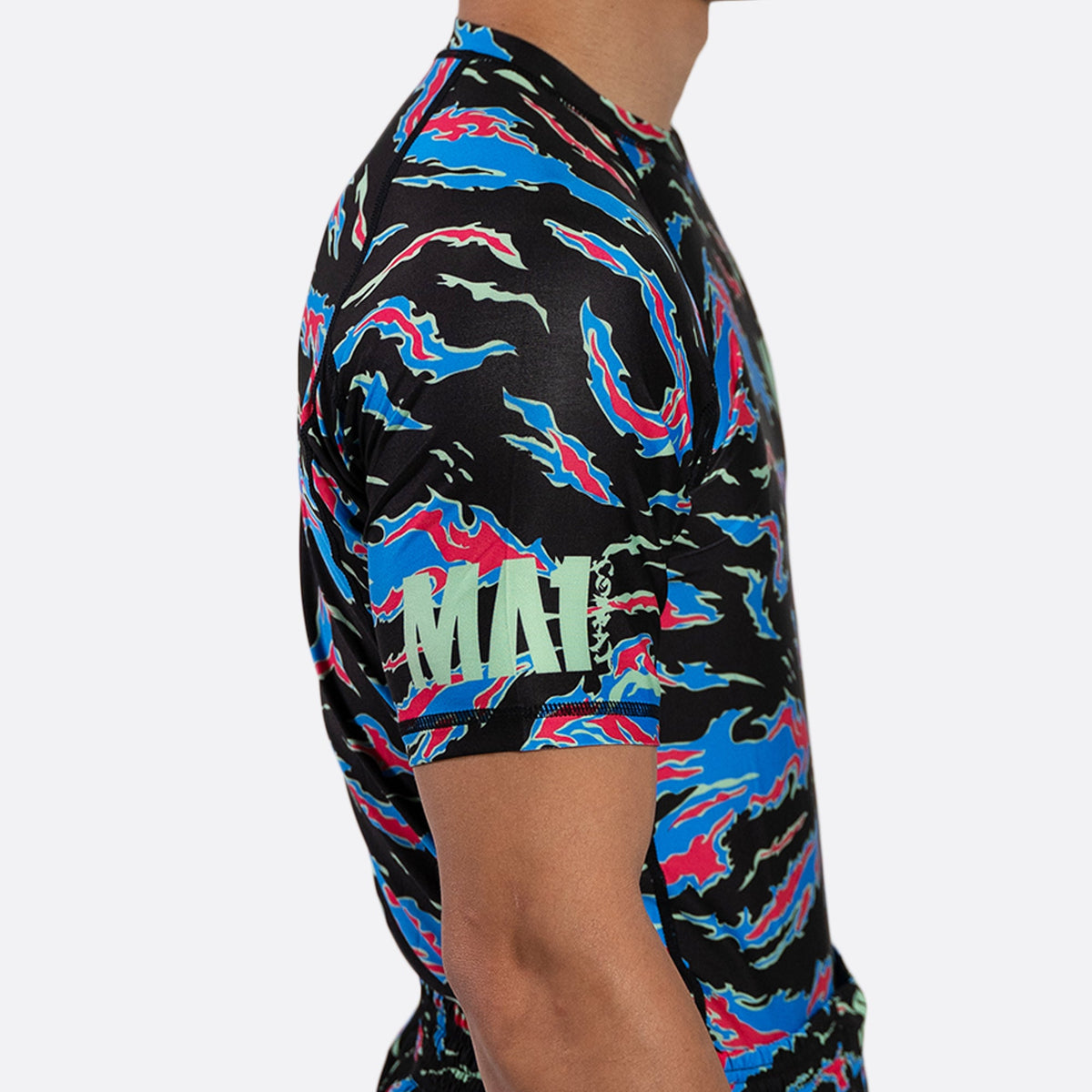 MA1 Camo Fire Short Sleeve Rashguard - product photo 3