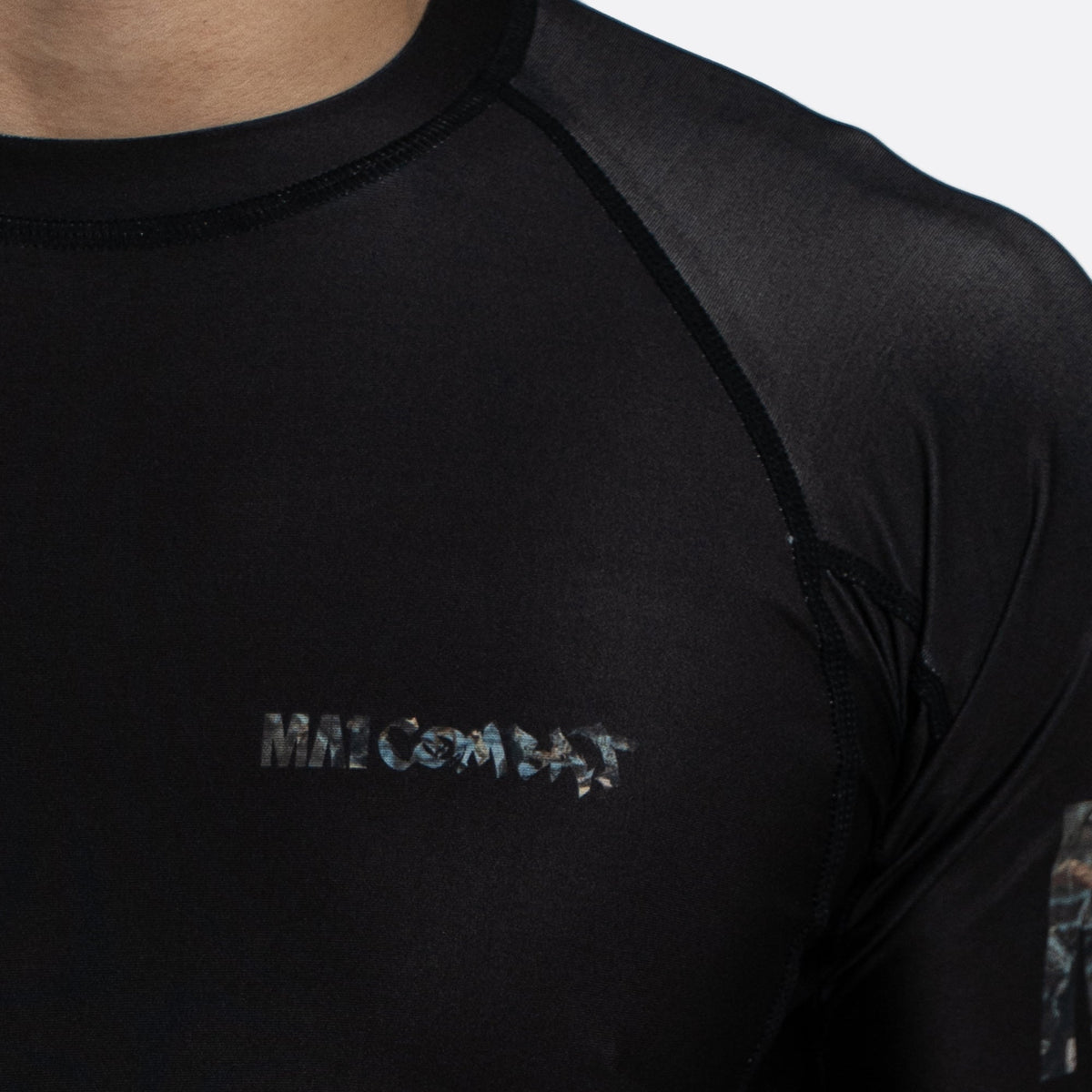 MA1 Hillbilly Camo Logo Short Sleeve Rash Guard - product photo 5