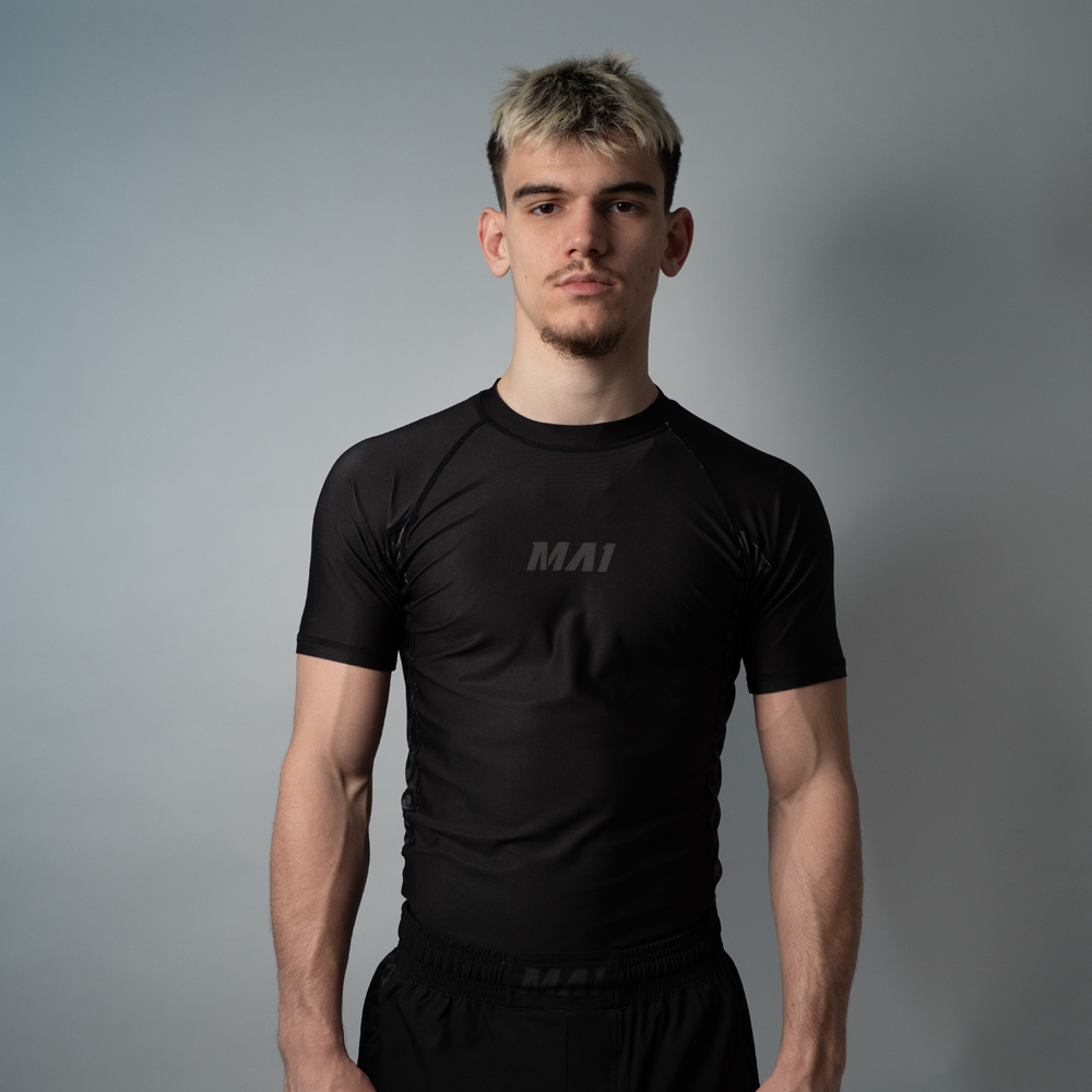 MA1 Black Jag Short Sleeve Rashguard