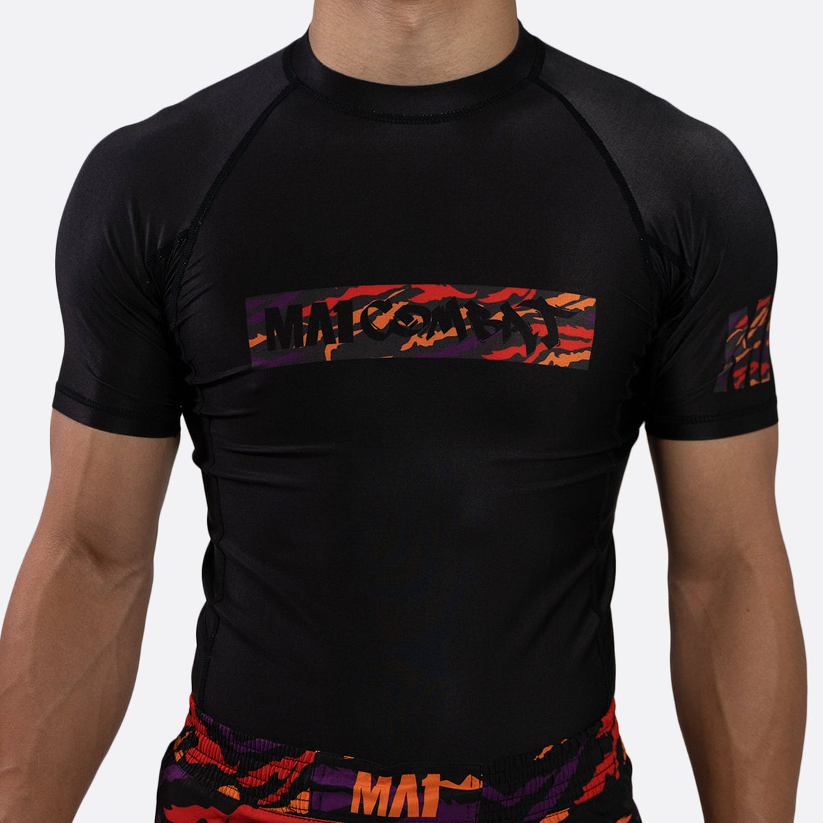 MA1 Tiger Stripe Logo Short Sleeve Rash Guard - product photo 2